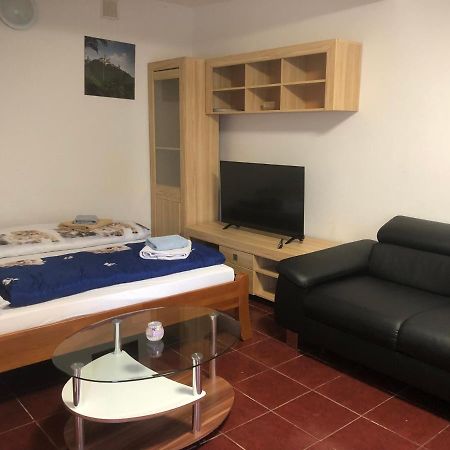 Penzion Duong Apartments Karlsbad Buitenkant foto