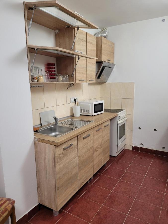 Penzion Duong Apartments Karlsbad Buitenkant foto