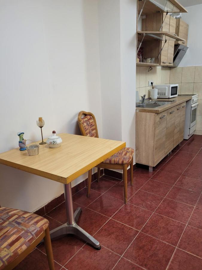 Penzion Duong Apartments Karlsbad Buitenkant foto