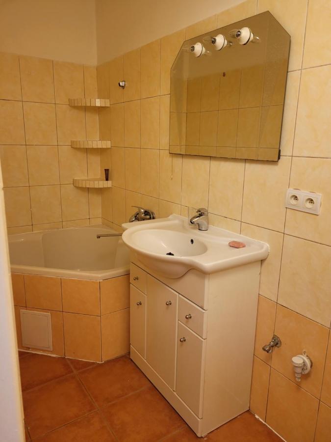 Penzion Duong Apartments Karlsbad Buitenkant foto