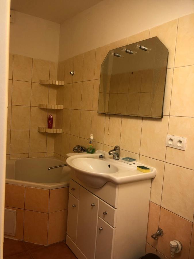 Penzion Duong Apartments Karlsbad Buitenkant foto